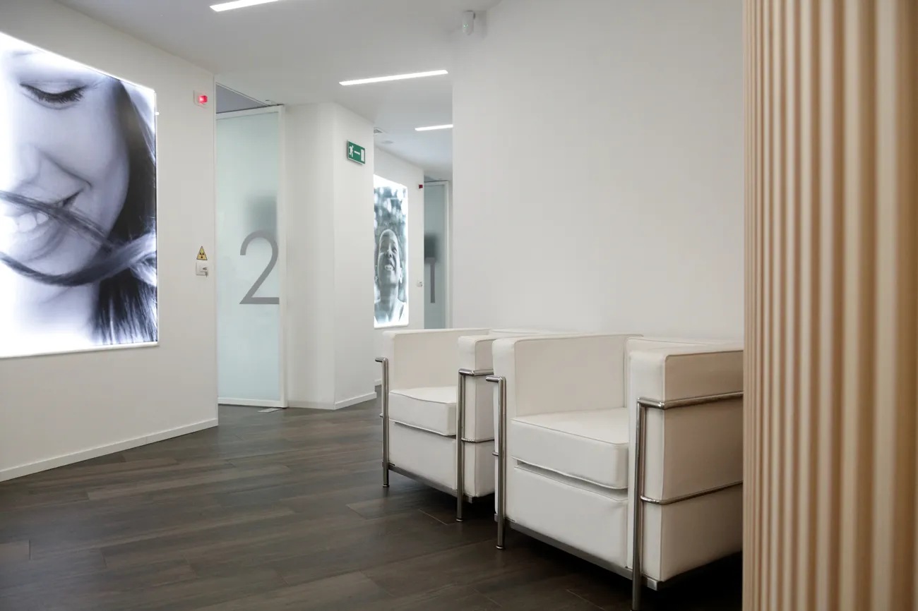 Studio Dentistico Grassi - Dott.ssa Gabriella Grassi - Odontoiatria - Estetica del viso e del sorriso · Foto 9